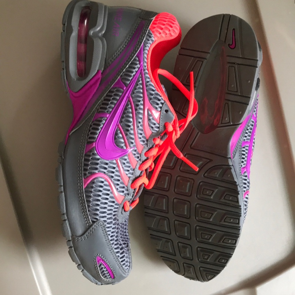 Nike Torch 4